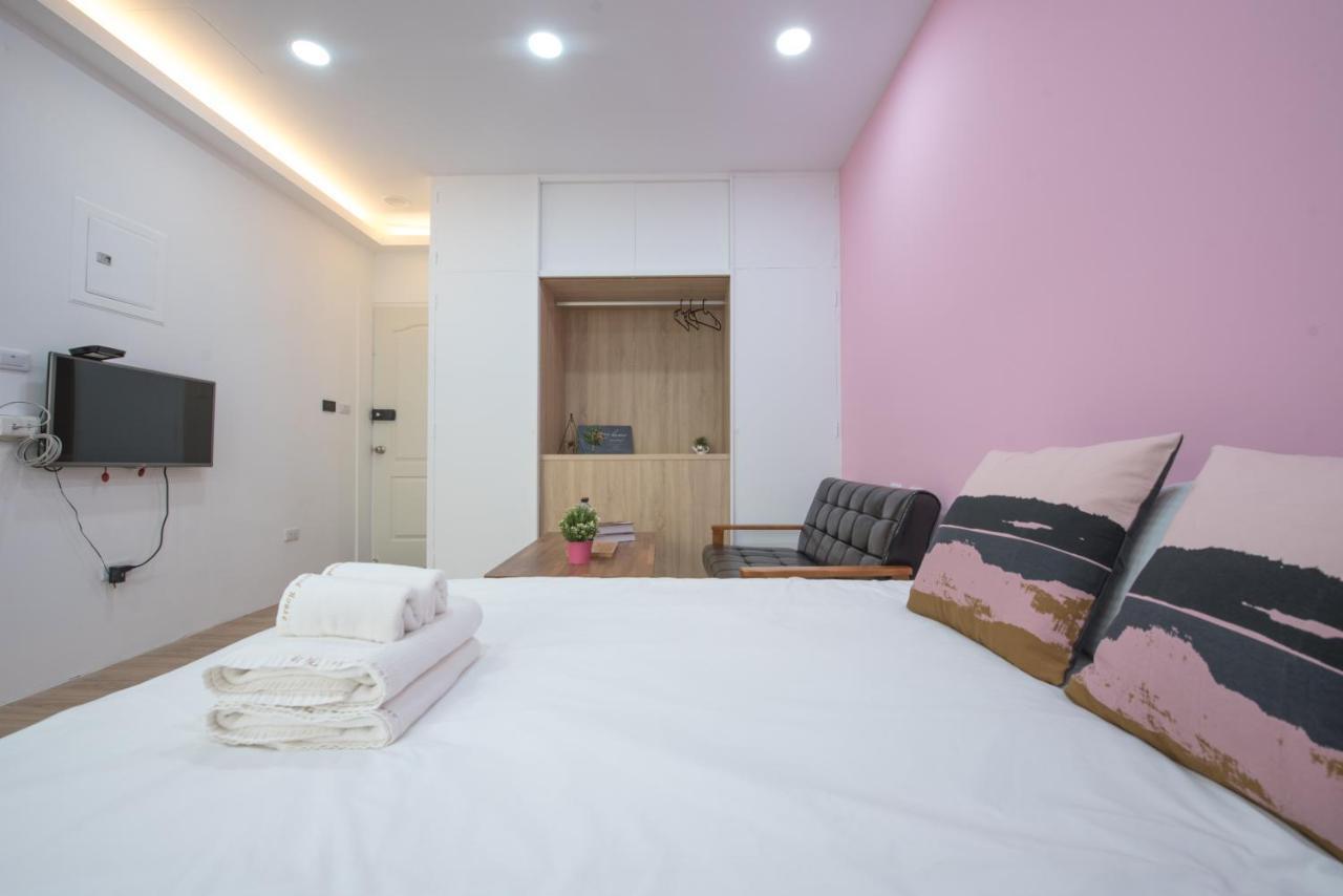 Bird Series B&B&Hostel複合式民宿#本國旅客須先匯款 Tainan Extérieur photo
