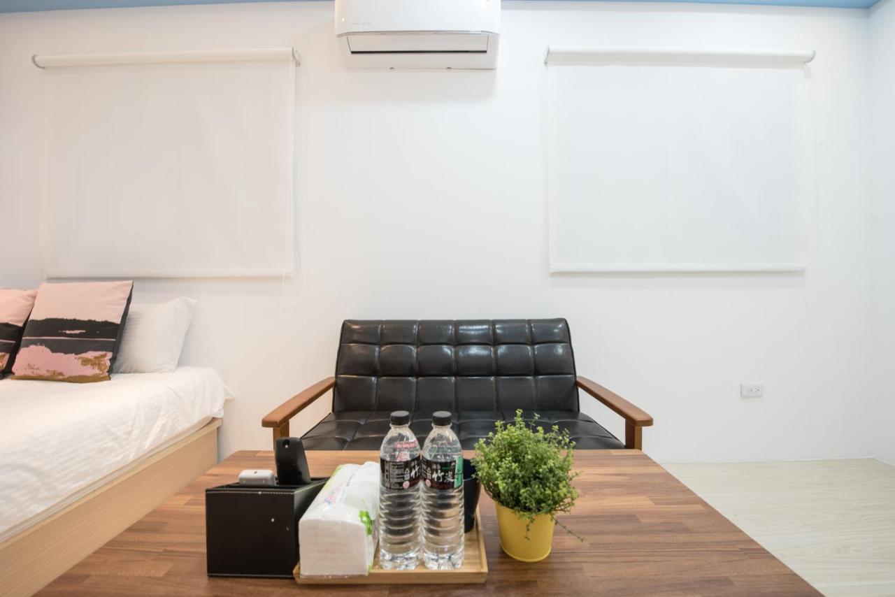Bird Series B&B&Hostel複合式民宿#本國旅客須先匯款 Tainan Extérieur photo